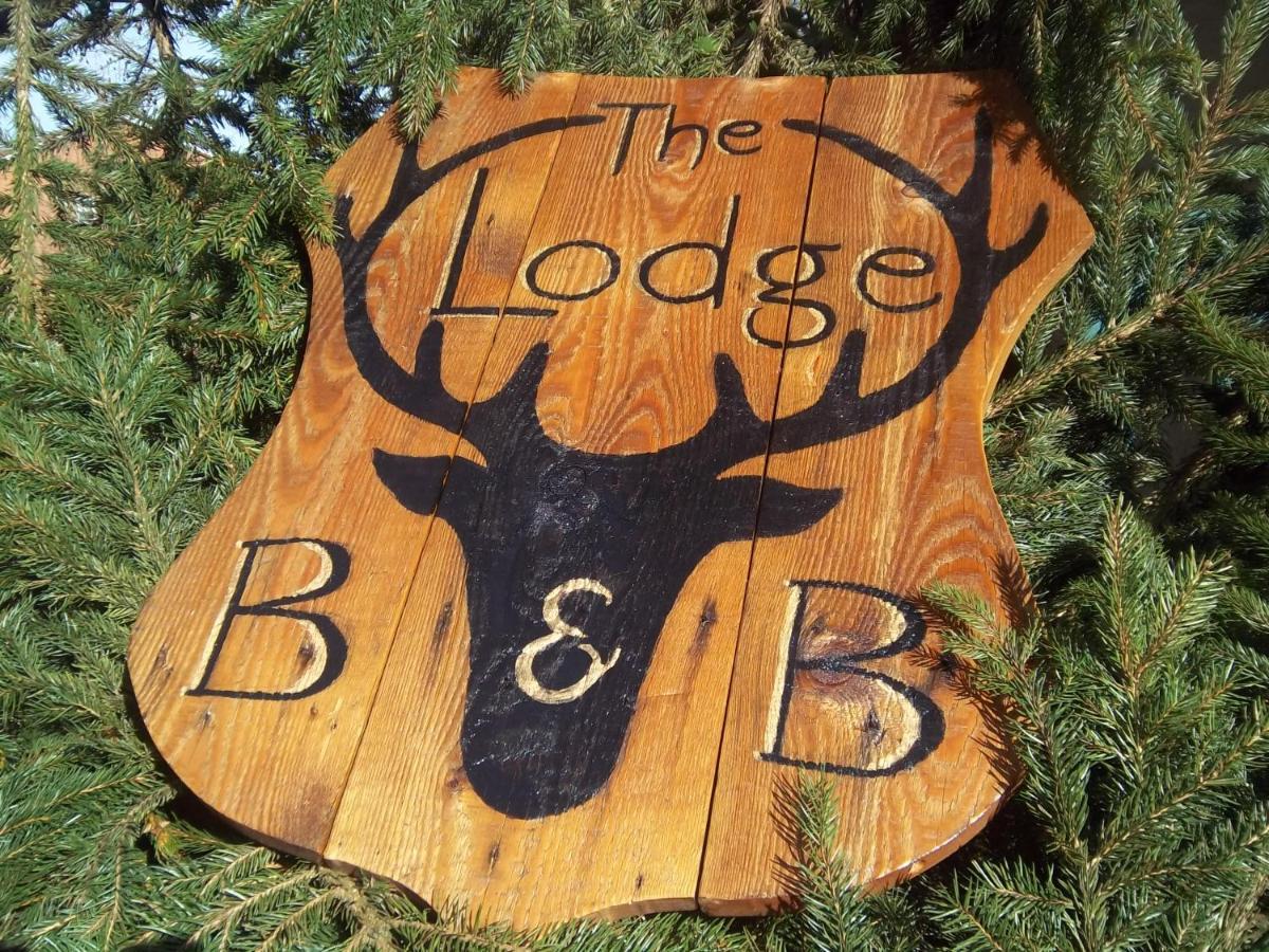 The Lodge B&B @ Cannock Chase Exterior photo